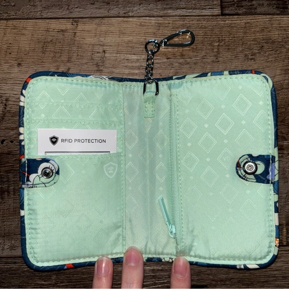 Vera Bradley floral bursts NWOT wallet - Picture 3 of 5